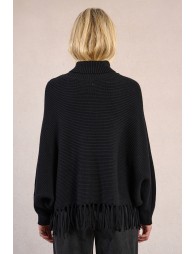 Poncho type sweater with fringes