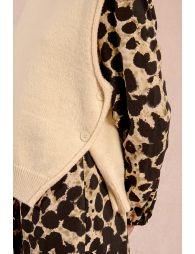 Pull sans manches, boutonné sur les côtés