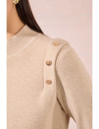 Thin sweater with shoulder pads