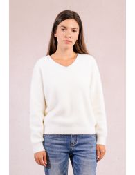 Pull en maille duveteuse, col perlé