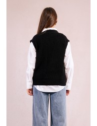 Knitted cardigan, sleeveless