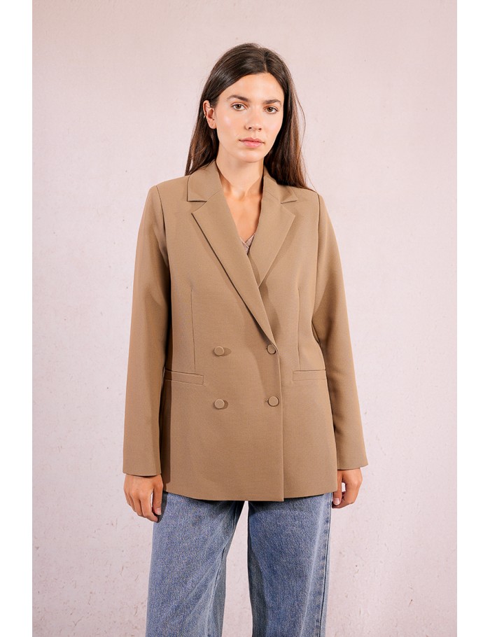 Blazer  con cuello solapa y doble botonadura