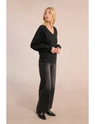 V-neck sweater with sequins