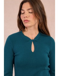 Knitted sweater, fancy neckline