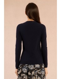 Knitted sweater, fancy neckline