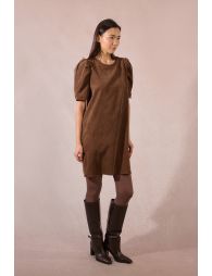 Robe droite, manche gigot