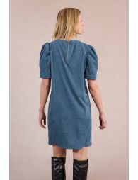 Robe droite, manche gigot