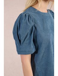 Robe droite, manche gigot