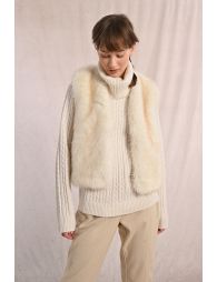 Sleeveless faux fur jacket