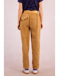 Belted velvet trousers