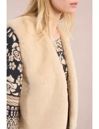 Gilet sans manches en fausse fourrure