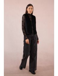 Zigzag faux fur vest