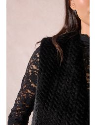 Zigzag faux fur vest