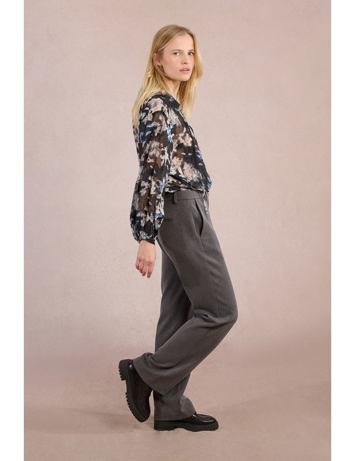 Straight pants