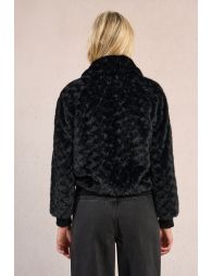 Textured jacket, imitation fur in zigzag