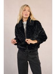Textured jacket, imitation fur in zigzag