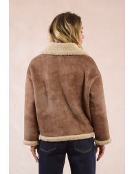 Abrigode manga larga efecto ante y borrego