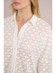 Chemise ajourée à motif cœur