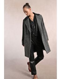 Straight herringbone coat