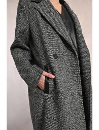 Straight herringbone coat