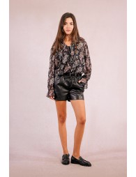 Short en simili cuir