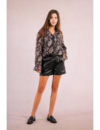 Short en simili cuir