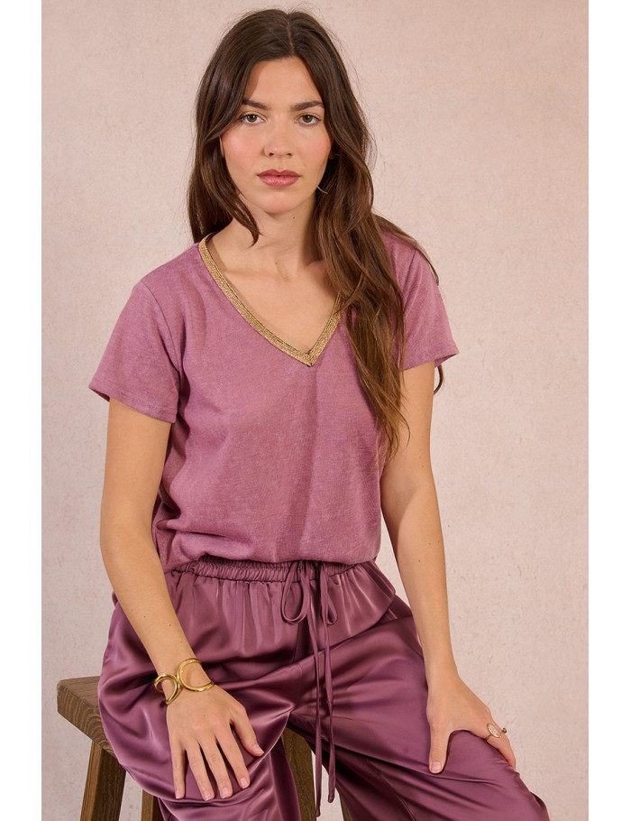 Iridescent V-neck T-shirt