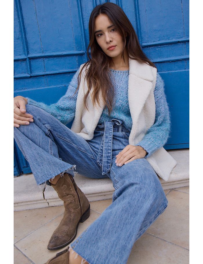 Denim droit ceinturé