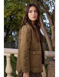 Quilted and oversized jacket