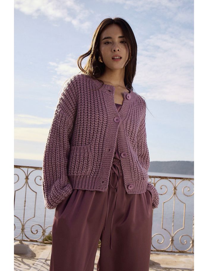 Loose cardigan