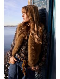 Sleeveless faux fur jacket