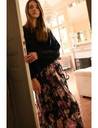 Long pleated skirt, printed