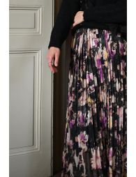 Long pleated skirt, printed