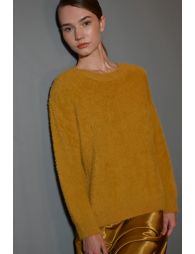 Pull droit en maille duveteuse