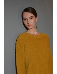 Pull droit en maille duveteuse
