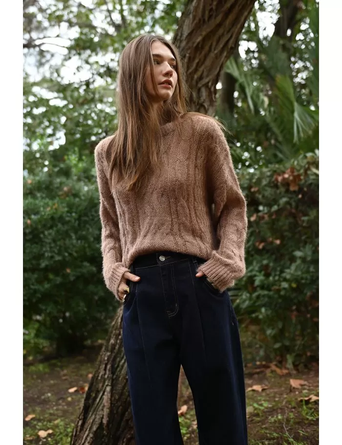 Pull en maille torsadée