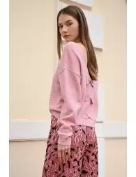 Pull dos nu à sequins