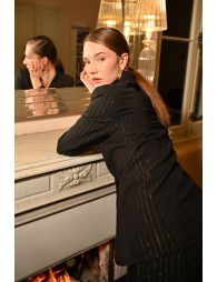 Blazer rayé, ouvert sur le bas