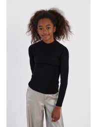 Thin turtleneck