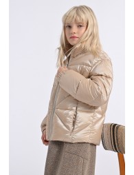 Oversized and quilted down jacket