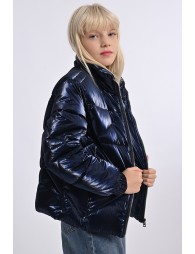 Oversized and quilted down jacket