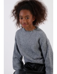 Pull en maille, finition festonnée