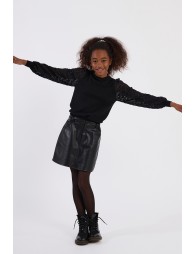 Short faux leather skirt