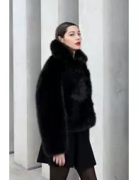Blouson en fausse fourrure 