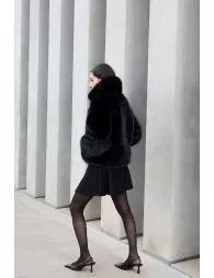 Blouson en fausse fourrure 