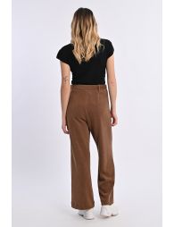 Pantalónlargo tipo cullote con cinturón