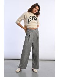 Pantalónlargo detalle pliegues