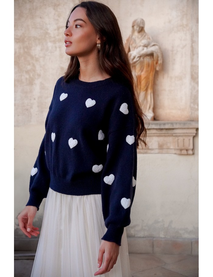 Pull à cœur en relief