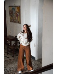 Wide pleated trousers