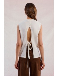 Pull sans manches, ouvert dans le dos